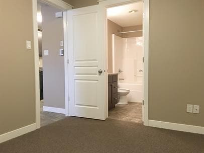 467 Halifax St in Regina, SK - Building Photo - Building Photo