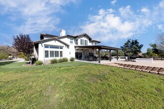 39550 Calle De Companero in Murrieta, CA - Building Photo - Building Photo