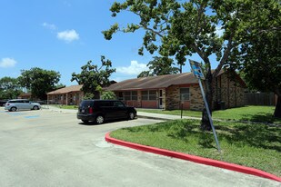 4001 Ramsey St in Corpus Christi, TX - Building Photo