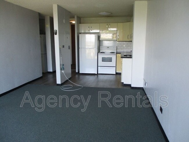 property at 98-410-410 Koauka Loop