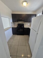 13725 NE 6th Ave in North Miami, FL - Building Photo - Building Photo