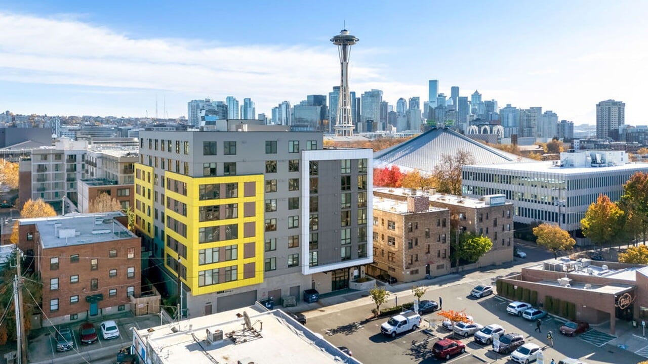 Niwa Apartments | Modern City Living in Lower Queen Anne | Affordable New Rates! in Seattle, WA - Foto de edificio