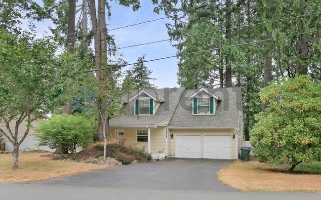 property at 16376 SE 40th St