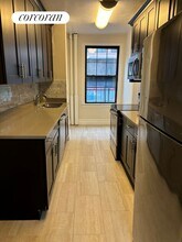 175 W 76th St in New York, NY - Building Photo - Building Photo