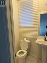 1235 Rexton Dr in Oshawa, ON - Building Photo - Building Photo