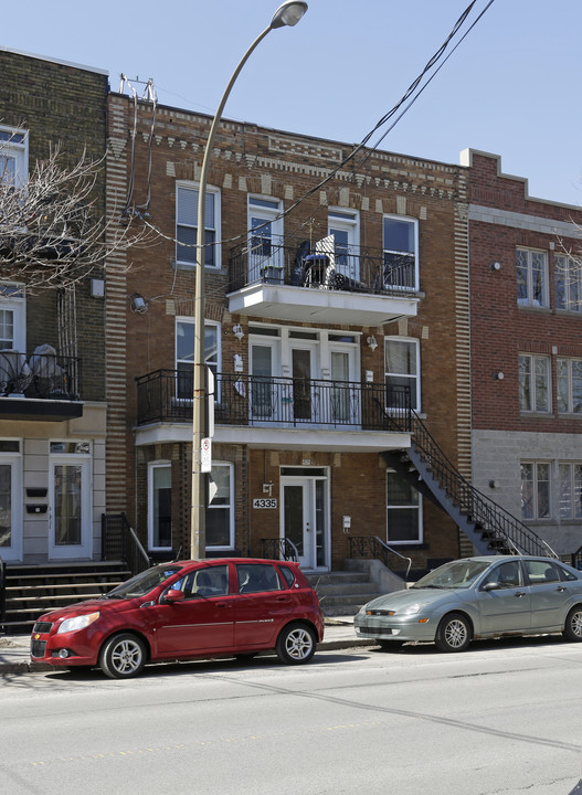 4335 de Verdun in Montréal, QC - Building Photo