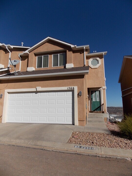 1566 Garden Vista Grove in Colorado Springs, CO - Building Photo