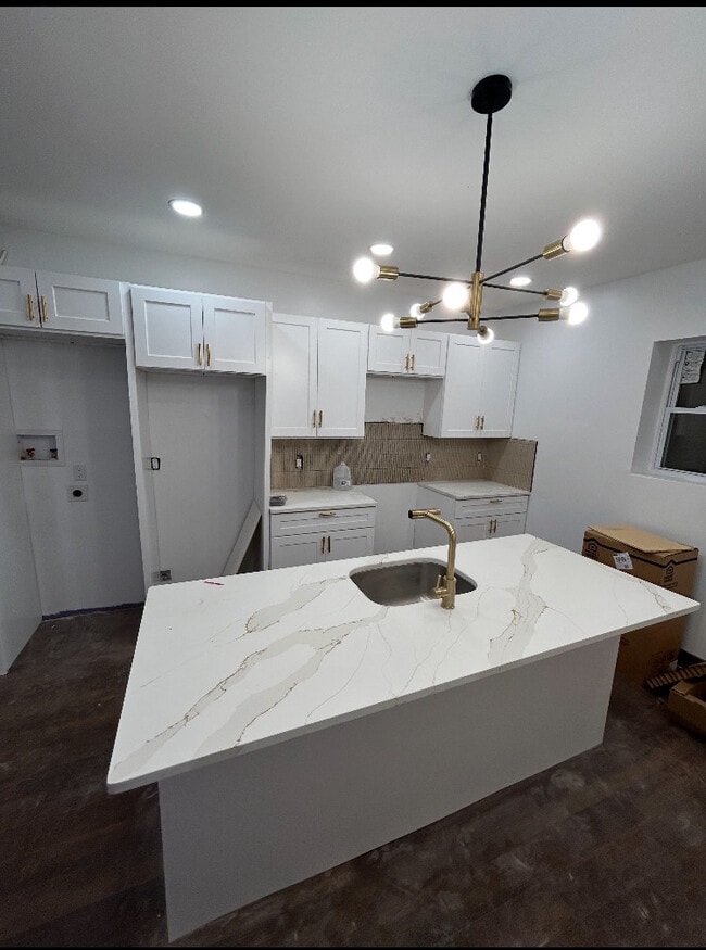 2446 W Oakdale St in Philadelphia, PA - Building Photo - Building Photo