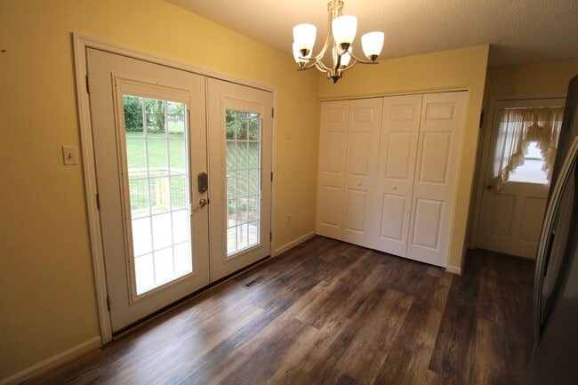property at 12 King Arthur Pl