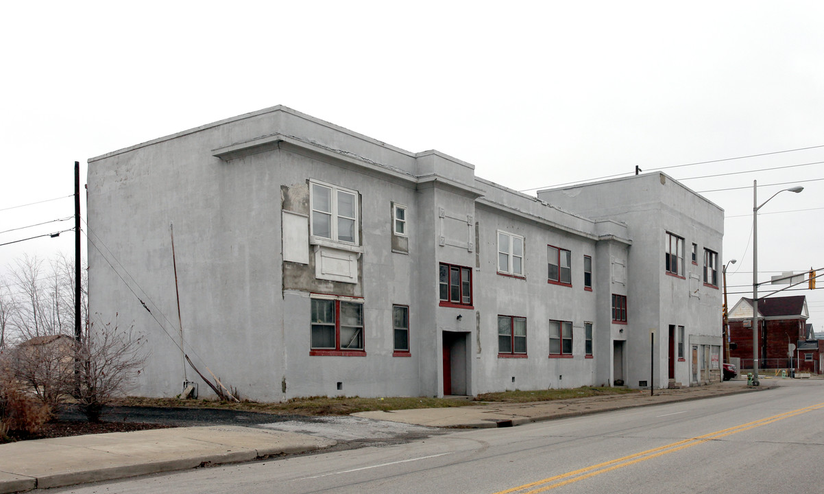 1202 S Meridian St in Indianapolis, IN - Building Photo