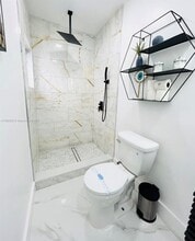 2723 SW 13th St in Miami, FL - Building Photo - Building Photo