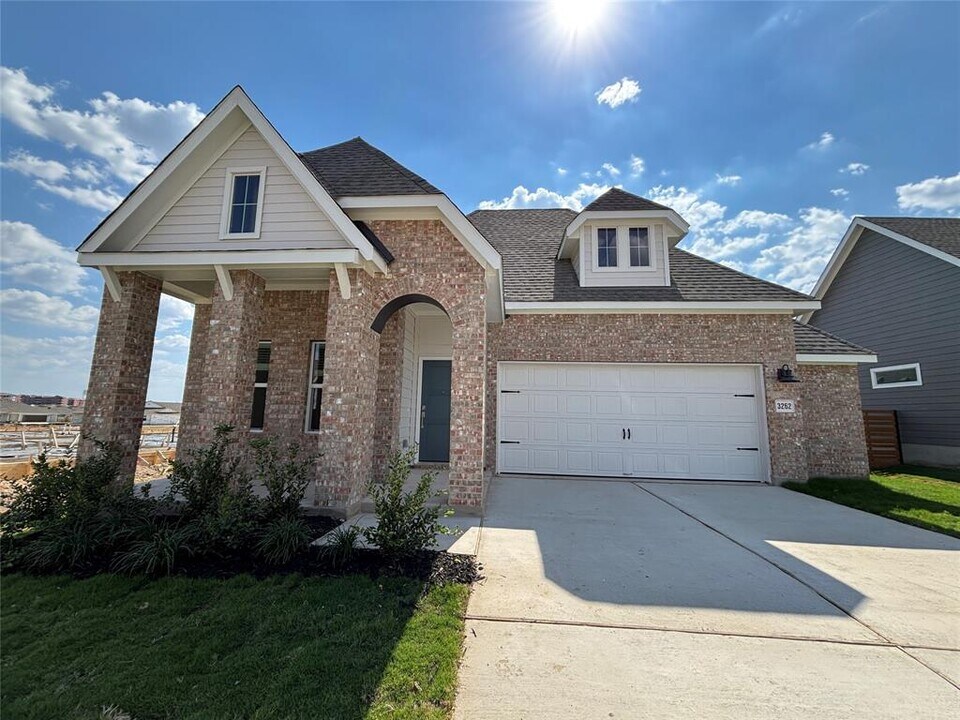 3262 Everett in Kyle, TX - Building Photo