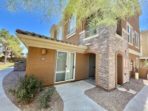 18250 N Cave Creek Rd in Phoenix, AZ - Building Photo - Building Photo