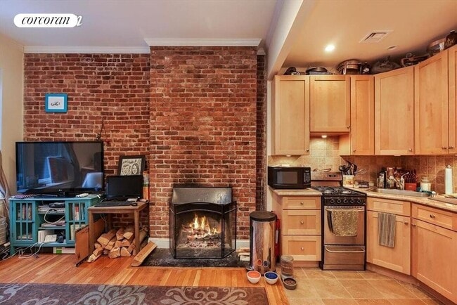 158 W 94th St in New York, NY - Building Photo - Building Photo