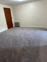 15 Weston Ct in Braintree, MA - Building Photo - Building Photo