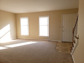 46 Ironstone Dr in Elizabethtown, PA - Foto de edificio - Building Photo