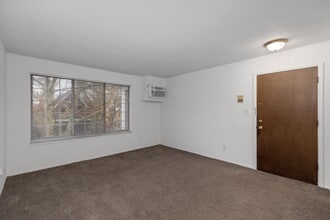 Hartford Place in Birmingham, MI - Building Photo - Building Photo