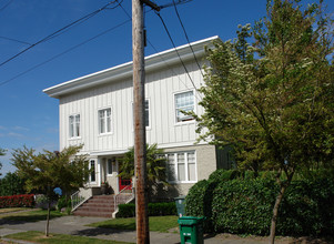 1511 11th Ave W in Seattle, WA - Building Photo - Building Photo