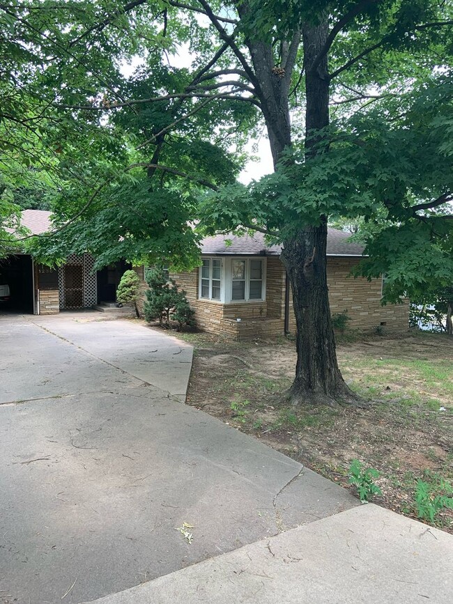 property at 1236 Cleveland St