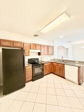 429 Newmont Cir in Ruskin, FL - Building Photo - Building Photo