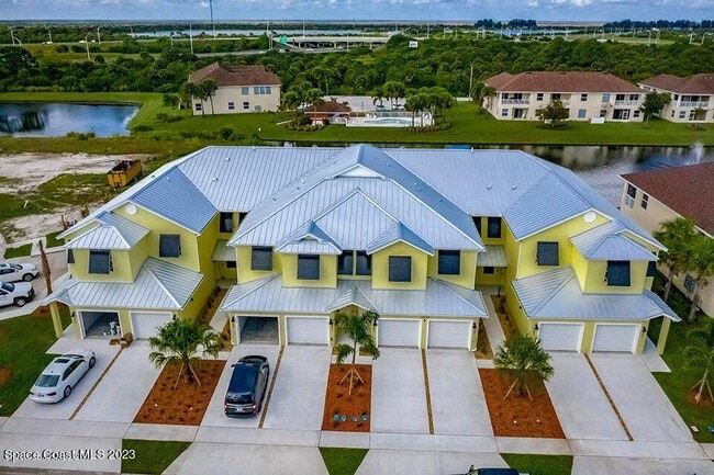 property at 3930 Playa Del Sol Dr