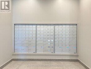 397 Codd's Rd in Ottawa, ON - Building Photo - Building Photo