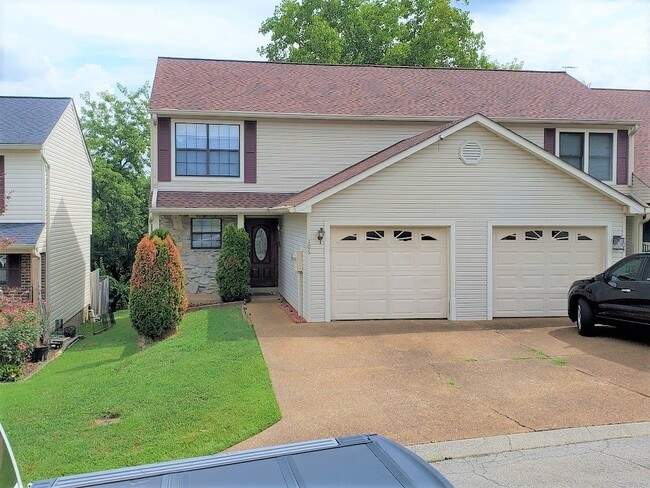 property at 106 Maple Way N