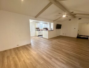 212 Cape Conroe Dr in Montgomery, TX - Building Photo - Building Photo