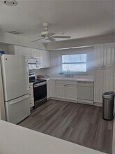 332 2nd St W in St. Petersburg, FL - Building Photo - Building Photo