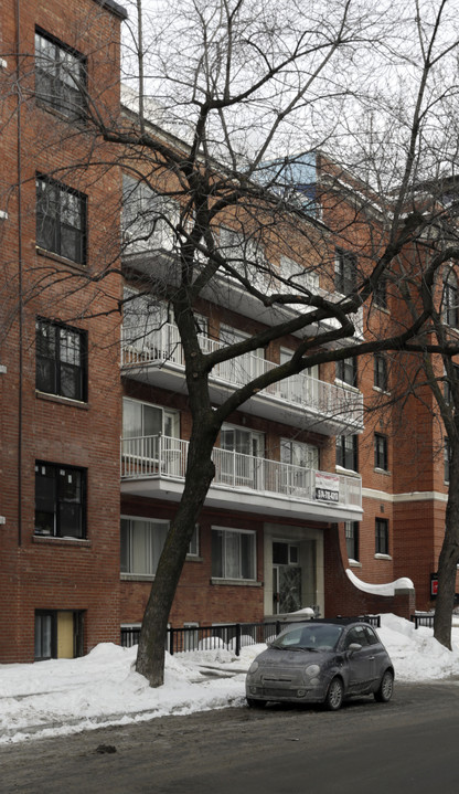 1537 Summerhill in Montréal, QC - Building Photo