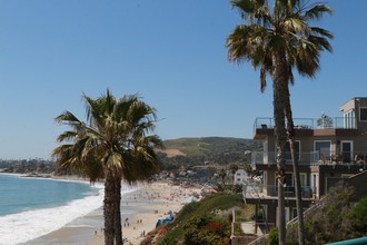 Laguna Surf in Laguna Beach, CA - Building Photo - Building Photo