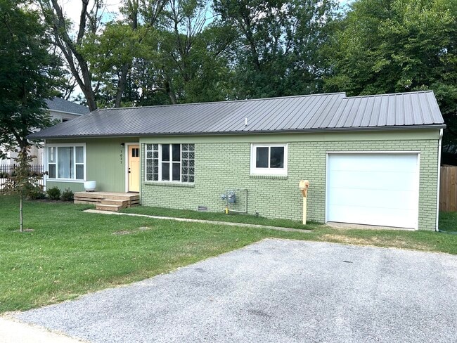 property at 1631 N Garland Ave