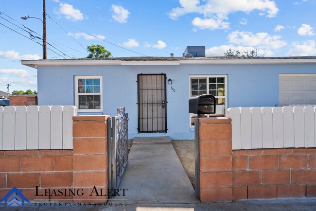 700 S Kalisher St in San Fernando, CA - Building Photo - Building Photo
