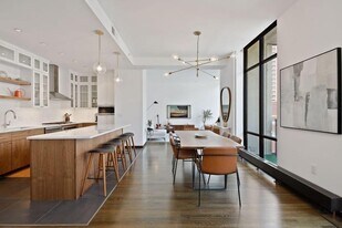 201 S 11th St in Minneapolis, MN - Building Photo