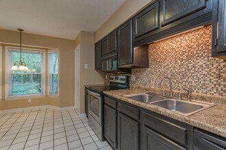 8825 Ashton Ct in Knoxville, TN - Building Photo - Building Photo