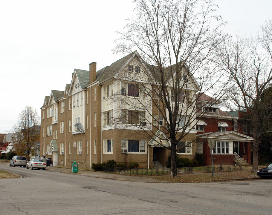 Regency in Huntington, WV - Building Photo