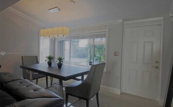 2601 SW 24th Ave in Miami, FL - Building Photo - Building Photo