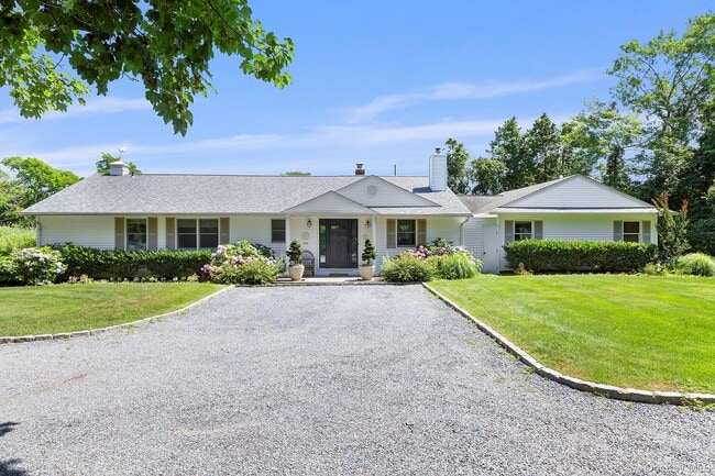 property at 31 B Club Ln