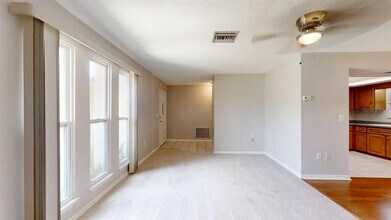 8516 Viva Via Dr in Hudson, FL - Building Photo - Building Photo
