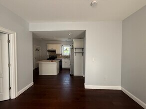 21 Sydney St, Unit 1 in Boston, MA - Building Photo - Building Photo