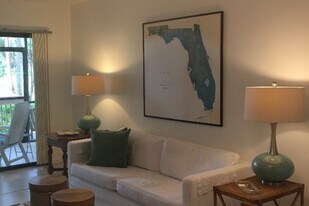 760 Bird Bay Way, Unit Bird Bay Village in Venice, FL - Building Photo