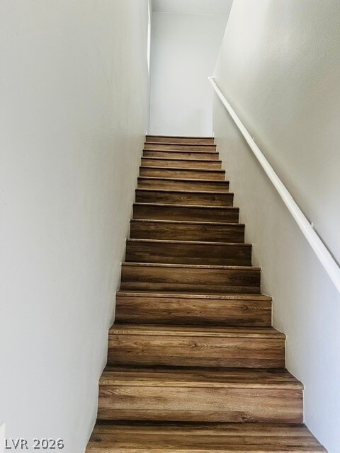 1320 Red Gable Ln in Las Vegas, NV - Building Photo - Building Photo