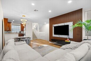 1213 Tequesta St in Fort Lauderdale, FL - Building Photo