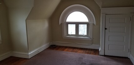 320 N Penn St, Unit 4 in West Chester, PA - Building Photo - Building Photo