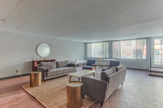 11928 Kiowa Ave in Los Angeles, CA - Building Photo - Building Photo