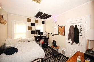 51 Parker St, Unit #3 in Watertown, MA - Building Photo - Building Photo