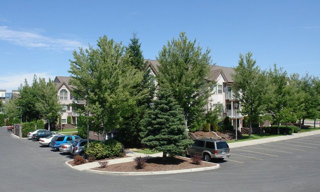 A.L Dussault S.J. Apartments