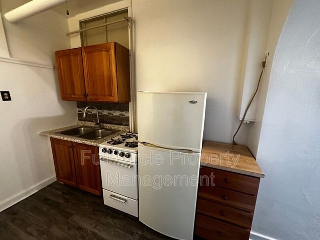 property at 2419 F St