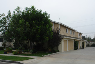 7862 12th St in Westminster, CA - Foto de edificio - Building Photo