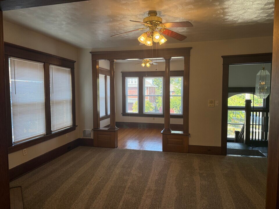 261 E 6th St, Unit D in Erie, PA - Building Photo